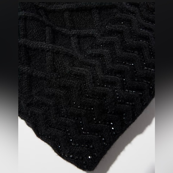 WHBM Rhinestone Patterned hat - Picture 6 of 15